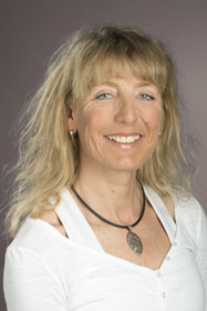 Elisabeth Luthiger, Yogalehrerin
